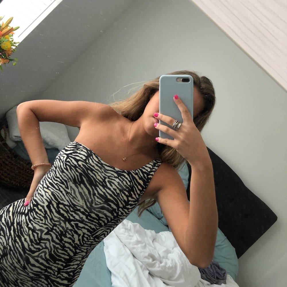aritizia one shoulder bodysuit